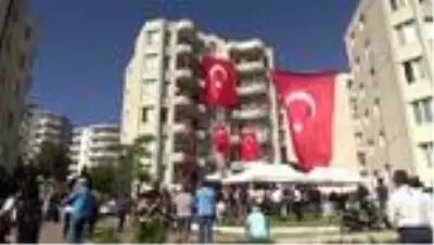 Son dakika haber! Giresun'daki selde şehit düşen Uzman Çavuş Kıran son yolculuğuna uğurlandı Son dakika haber! Giresun'daki selde şehit düşen Uzman Çavuş Kıran son yolculuğuna uğurlandı