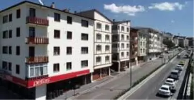 Kongre Caddesi Büyükşehir'le güzelleşti Kongre Caddesi Büyükşehir'le güzelleşti