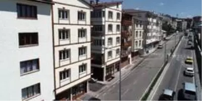 Kongre Caddesi Büyükşehir'le güzelleşti Kongre Caddesi Büyükşehir'le güzelleşti