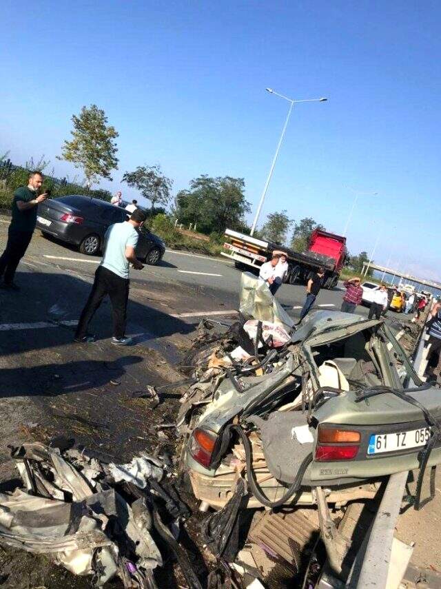 Tır sürücüsünün dikkatsizliği kazaya neden oldu! Otomobili biçti, 1 kişi öldü