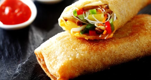 Çin böreği tarifi Çin böreği Spring Roll nasıl yapılır? Çin böreği