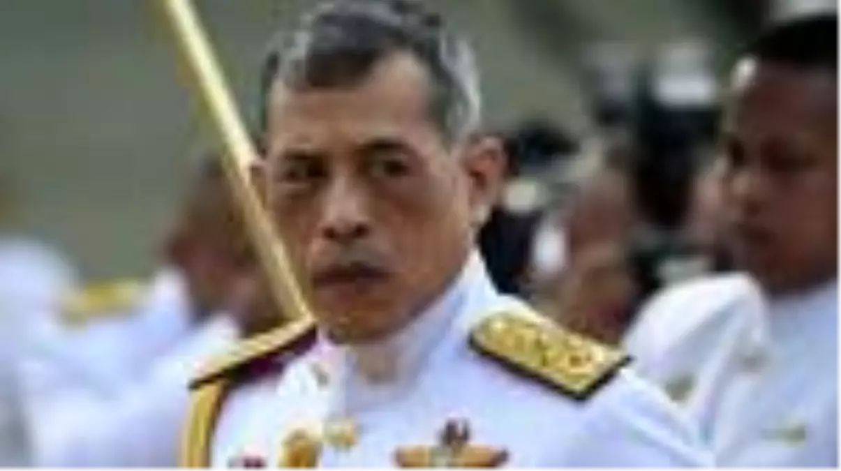 Facebook, Tayland hükümetinin baskısıyla kraliyeti eleştiren gruba erişimi sınırladı