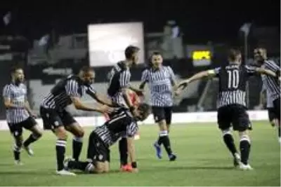 UEFA Şampiyonlar Ligi 2. Ön Eleme: PAOK: 3 Beşiktaş: 1 (Maç sonucu) UEFA Şampiyonlar Ligi 2. Ön Eleme: PAOK: 3 Beşiktaş: 1 (Maç sonucu)