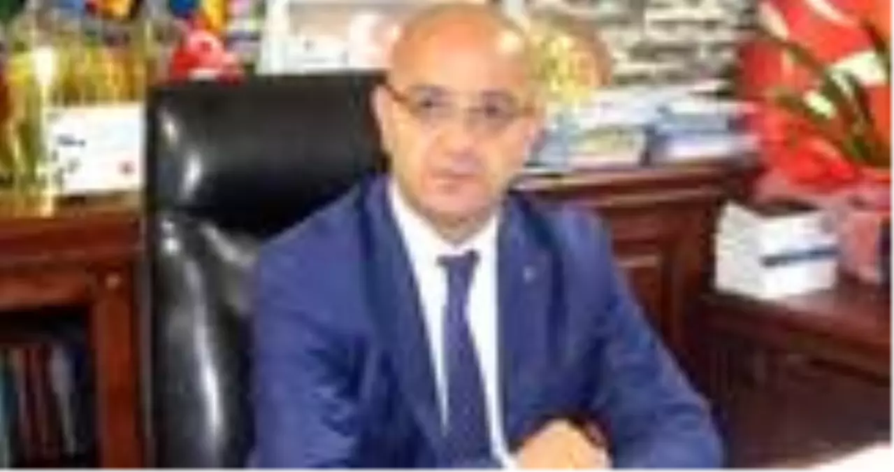 Aydın Ünlü kimdir? Aydın Ünlü nerelidir? Aydın Ünlü evli mi?