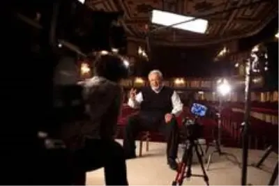 Metin Akpınar 'İyi ki yapmışım' ile Nilüfer'e geliyor Metin Akpınar 'İyi ki yapmışım' ile Nilüfer'e geliyor