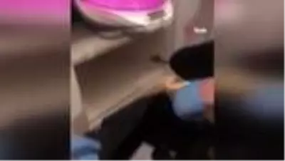 Sancaktepe'de uyuşturucu satışı yapan şahıslar adliyeye sevk edildi Sancaktepe'de uyuşturucu satışı yapan şahıslar adliyeye sevk edildi