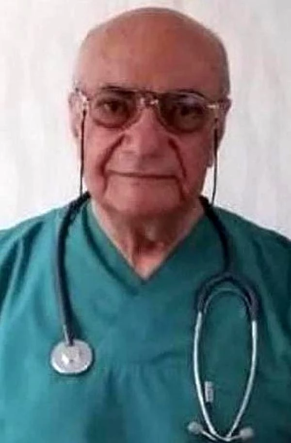 Genel cerrah Ahmet Aydın Şener, koronavirüs nedeniyle hayatını kaybetti