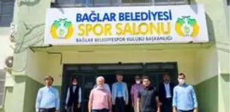 Hüseyin Beyoğlu: Son dakika haberi... Bağlar Belediyesporun yeni başkanı Ferit Tutşi oldu Hüseyin Beyoğlu: Son dakika haberi... Bağlar Belediyesporun yeni başkanı Ferit Tutşi oldu