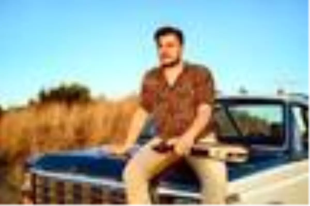 Ekin Uzunlar'dan yeni single