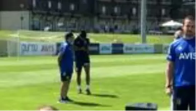 Fenerbahçeli Lemos: 'Türkiye'nin en büyük kulübünde olduğum için çok mutluyum' (1) Fenerbahçeli Lemos: 'Türkiye'nin en büyük kulübünde olduğum için çok mutluyum' (1)