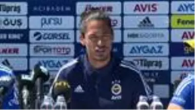 Fenerbahçeli Lemos: 'Türkiye'nin en büyük kulübünde olduğum için çok mutluyum' (2) Fenerbahçeli Lemos: 'Türkiye'nin en büyük kulübünde olduğum için çok mutluyum' (2)