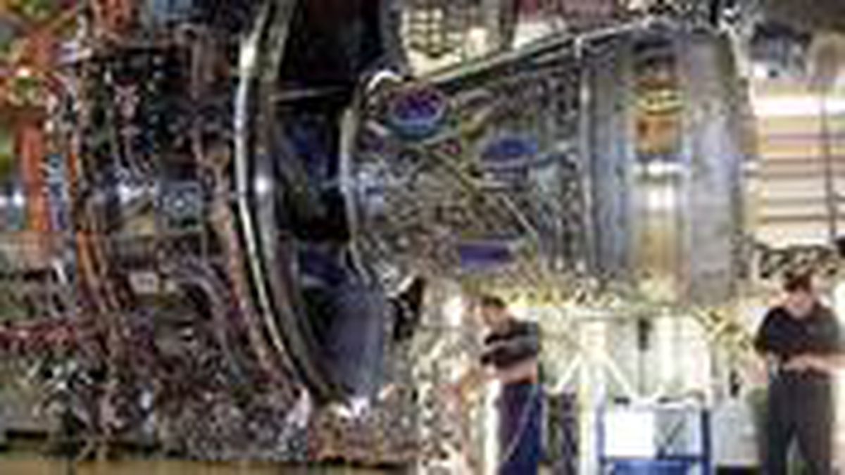 İngiliz uçak üreticisi Rolls-Royce 5,4 milyar sterlin zarar açıkladı