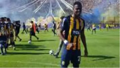 Oscar Cabezas, Galatasaray'a imza atmak için İstanbul'a geliyor Oscar Cabezas, Galatasaray'a imza atmak için İstanbul'a geliyor