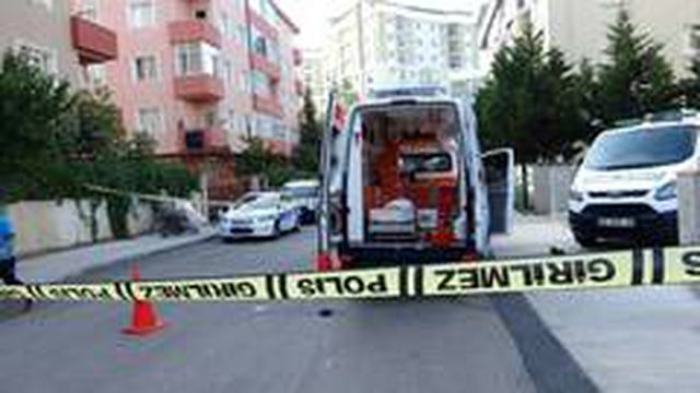 Pendik'de ambulans şoförü silahlı saldırıya uğradı
