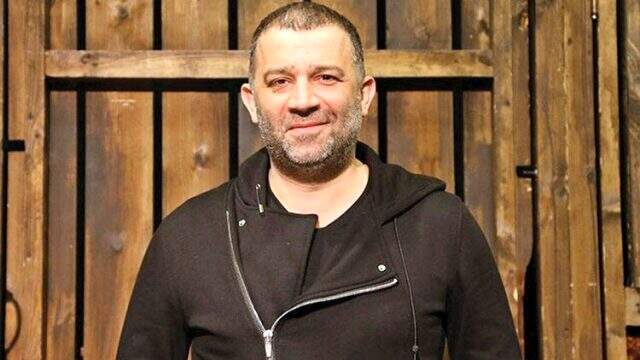 Rasim Öztekin, Hasan Efendi'nin kavuğunu Şevket Çoruh'a devredecek