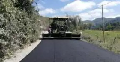 Selde tahrip olan yollar asfaltlandı Selde tahrip olan yollar asfaltlandı