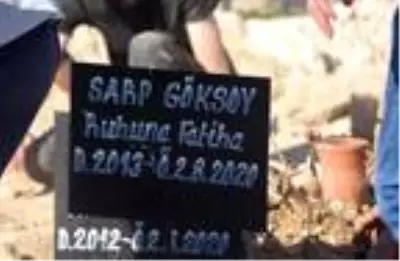 Tekne faciasından 23 gün sonra cansız bedeni bulunan Sarp, toprağa verildi