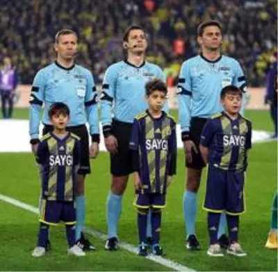 TFF, 2020-2021 sezonu üst klasman hakem listesini yayımladı TFF, 2020-2021 sezonu üst klasman hakem listesini yayımladı