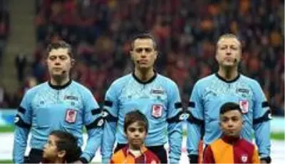 TFF, 2020-2021 sezonu üst klasman hakem listesini yayımladı TFF, 2020-2021 sezonu üst klasman hakem listesini yayımladı