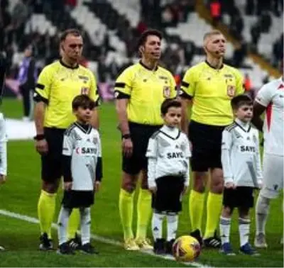 TFF, 2020-2021 sezonu üst klasman hakem listesini yayımladı TFF, 2020-2021 sezonu üst klasman hakem listesini yayımladı