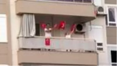 Antalyalılar, 30 Ağustos Zafer Bayramı etkinliklerinde mobil konserlerle coştu