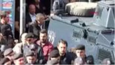AYNI AİLEDEN ÜÇ KİŞİYİ ÖLDÜREN SANIK ÖLDÜRDÜĞÜM KİŞİLERİ TANIMIYORDUM AYNI AİLEDEN ÜÇ KİŞİYİ ÖLDÜREN SANIK ÖLDÜRDÜĞÜM KİŞİLERİ TANIMIYORDUM