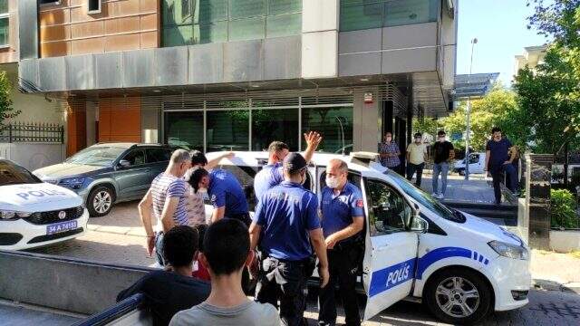 Aynı evde kalan 5 kişi arasında çıkan tartışma kanlı bitti: 1 ölü, 1 yaralı