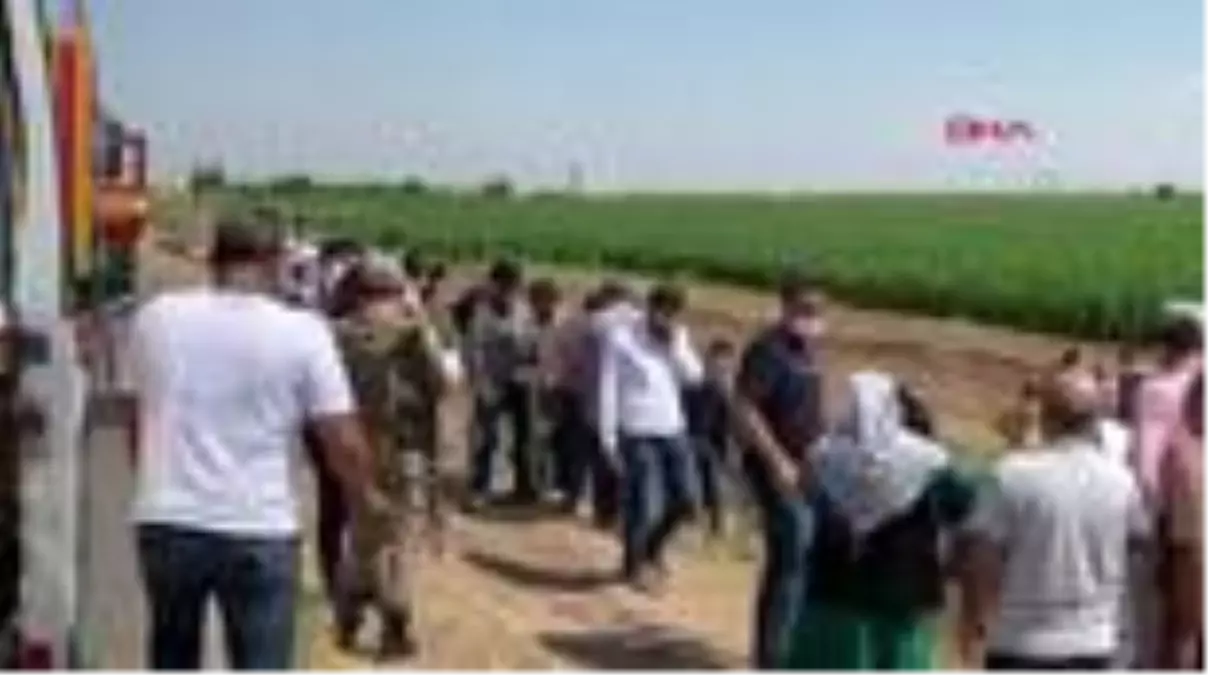 Mardin'de akaryakıt yüklü tanker devrildi: 1 yaralı