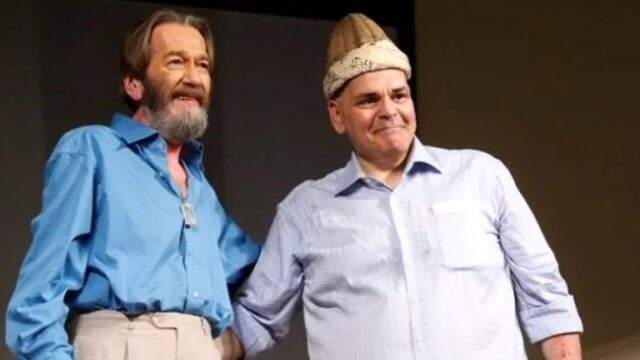 Rasim Öztekin'den Dümbüllü'nün kavuğunu devralacak olan Şevket Çoruh: Haberi duyunca oturup ağladım