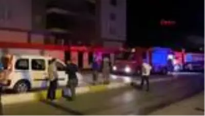 Uşak Alışveriş merkezinde çıkan yangın korkuttu Uşak Alışveriş merkezinde çıkan yangın korkuttu