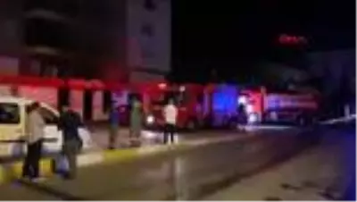 Uşak Alışveriş merkezinde çıkan yangın korkuttu Uşak Alışveriş merkezinde çıkan yangın korkuttu