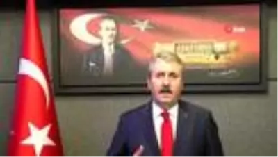 BBP Genel Başkanı Mustafa Destici: 'Sultan Alp Arslan da bizim, Gazi Mustafa Kemal de bizim' BBP Genel Başkanı Mustafa Destici: 'Sultan Alp Arslan da bizim, Gazi Mustafa Kemal de bizim'