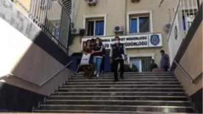 Son dakika haberi | Sahte altın dolandırıcılarına polisten suçüstü Son dakika haberi | Sahte altın dolandırıcılarına polisten suçüstü