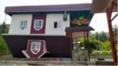 Mersinli çiftçi, '2020 yılı ters gitti' diyerek, 'ters ev' inşa etti