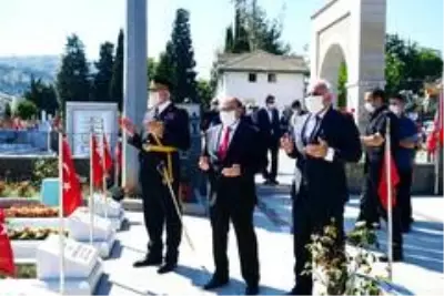 30 Ağustos Zafer Bayramı'nın 98. yıl dönümü Trabzon'da törenlerle kutlandı 30 Ağustos Zafer Bayramı'nın 98. yıl dönümü Trabzon'da törenlerle kutlandı