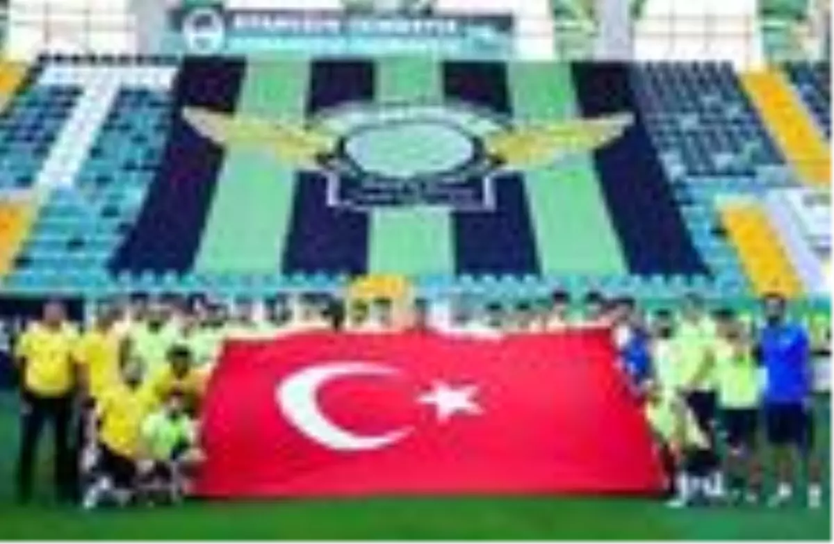 Akhisarspor statta çalıştı