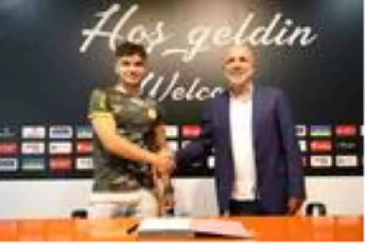 Alanyaspor, Ahmet Gülay'ı açıkladı