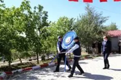 Başkale'de 30 Ağustos Zafer Bayramı'nın 98. yılı Başkale'de 30 Ağustos Zafer Bayramı'nın 98. yılı