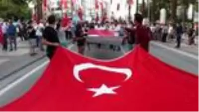 Büyük Zafer'in 98'nci yıl dönümü çeşitli etkinliklerle kutlandı Büyük Zafer'in 98'nci yıl dönümü çeşitli etkinliklerle kutlandı
