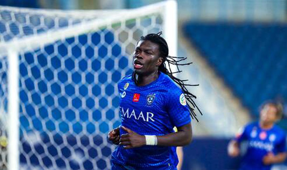 El-Hilal, Gomis'in hat-trick yaptığı maçı kazandı ve şampiyonluğa ulaştı