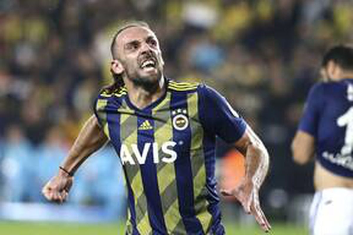 Fenerbahçe Lazio ile anlaşmak üzere! Vedat Muriqi'nin pazartesi akşamına kadar ayrılması bekleniyor