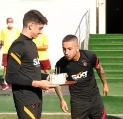 Galatasaray'da hazırlıklar sürüyor Galatasaray'da hazırlıklar sürüyor