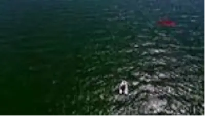 KARS Çıldır Gölü'nü 30 Ağustos'ta baştan sona yüzerek geçti KARS Çıldır Gölü'nü 30 Ağustos'ta baştan sona yüzerek geçti