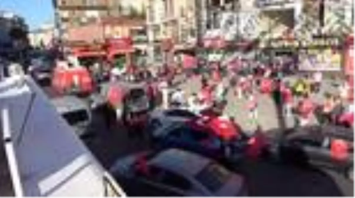 Maltepe'de 30 Ağustos zafer turu