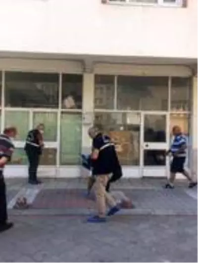 Husumetli iki grup çay ocağında çatıştı: 2 ölü, 3 yaralı