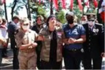 Son dakika haber... Şehit uzman çavuşun annesi: Üzülme oğlum, ağabeyin süper kahraman oldu