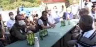 Osman Kaya: Tarım ve Orman Bakanı Pakdemirli, selde ineği telef olan vatandaşa inek verdi Osman Kaya: Tarım ve Orman Bakanı Pakdemirli, selde ineği telef olan vatandaşa inek verdi