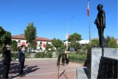 Taşova'da sosyal mesafeli, maskeli 30 Ağustos töreni Taşova'da sosyal mesafeli, maskeli 30 Ağustos töreni