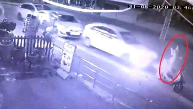 Alkollü sürücü dehşet saçtı! Motosikletli kadının havaya savrulduğu anlar kameraya yansıdı