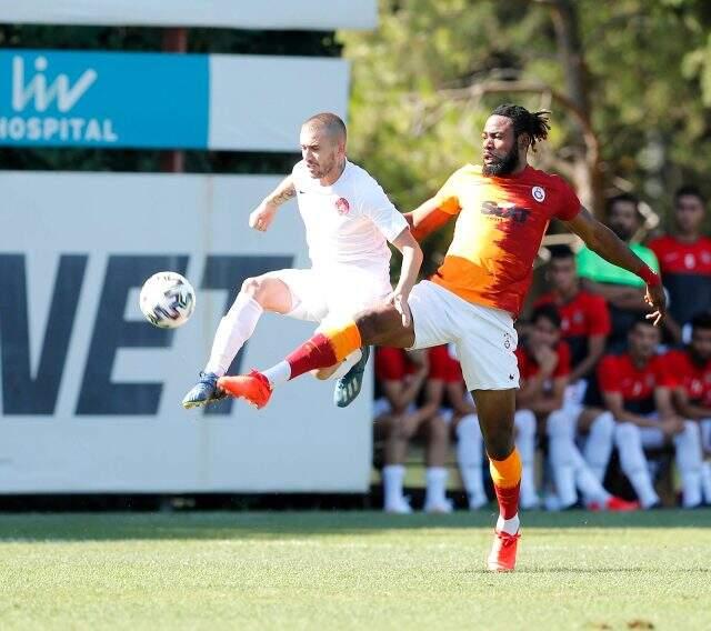 Galatasaray, Falcao'nun da gol attığı maçta Ümraniyespor'u 2-0 mağlup etti Galatasaray, Falcao'nun da gol attığı maçta Ümraniyespor'u 2-0 mağlup etti